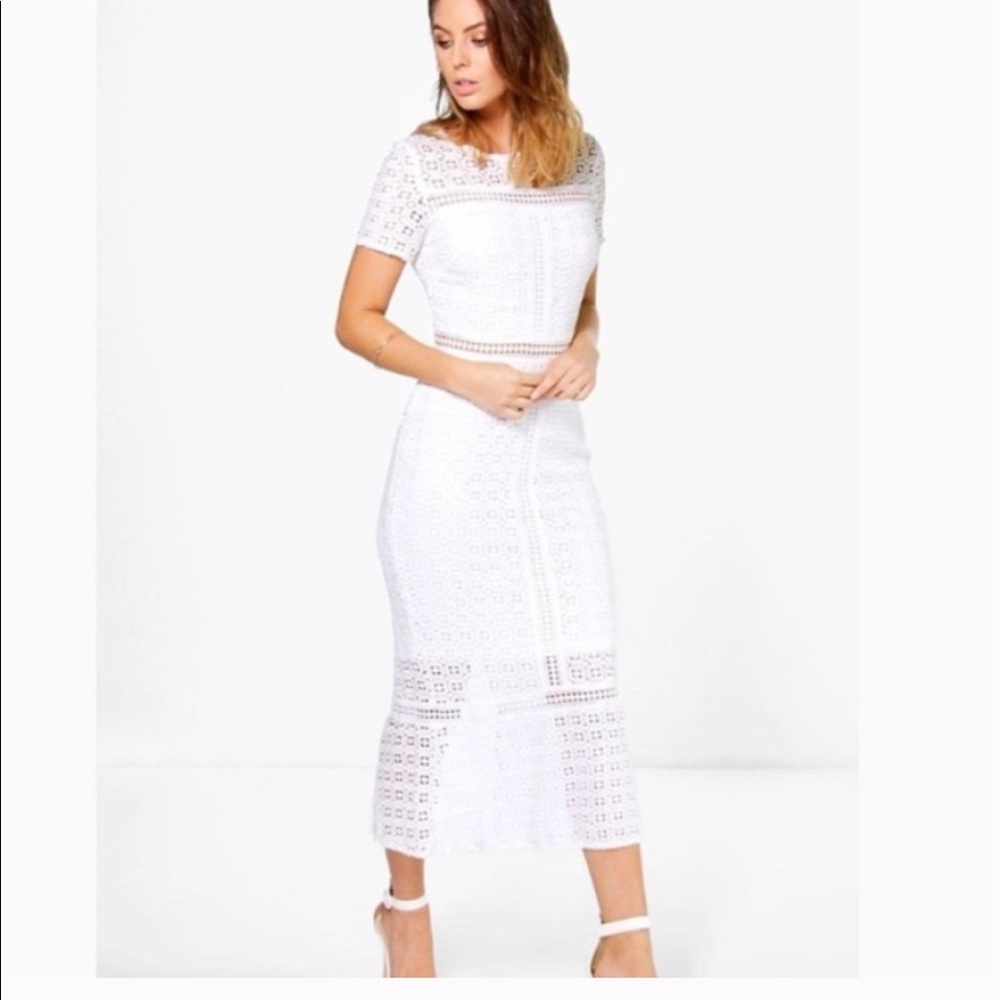 White midi crochet dress